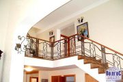 <strong>2002 г.</strong><br /> Коттедж, Московская обл., 400  м²